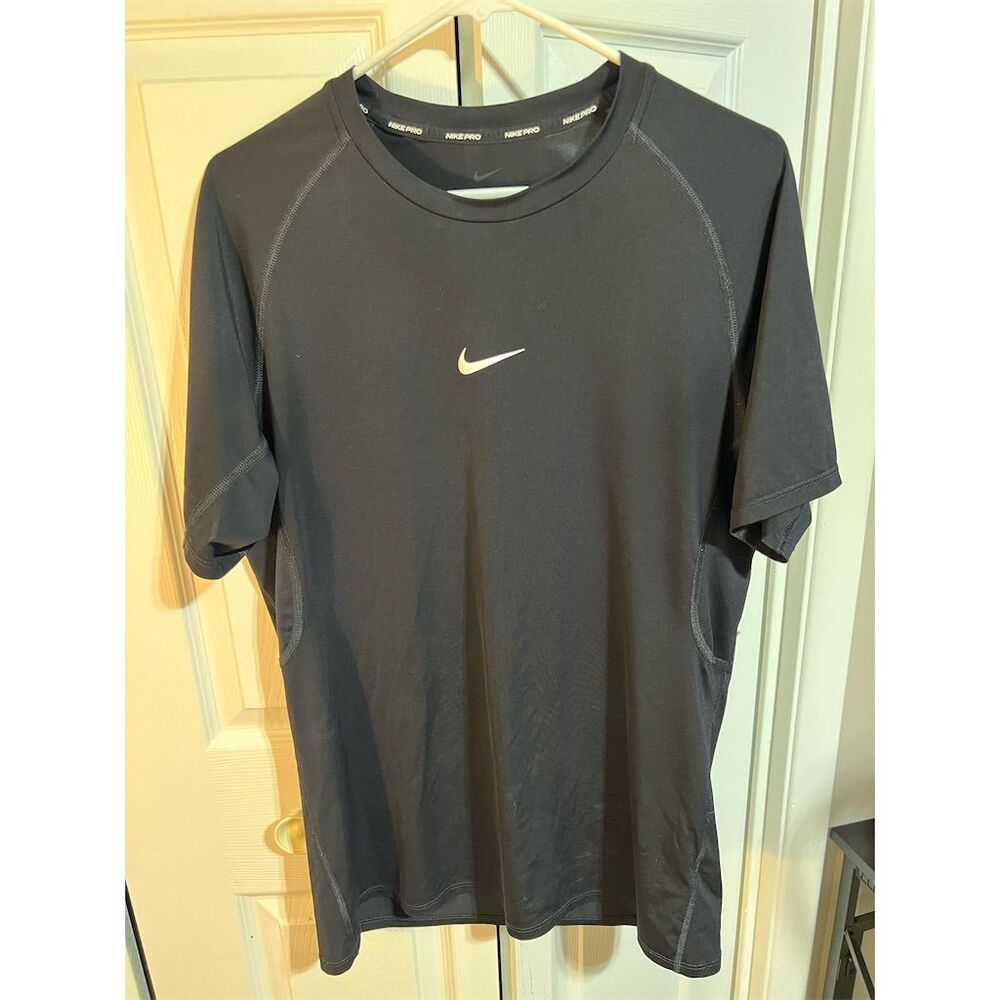 Nike Pro Dri-FIT Men's Black Short Sleeve T-Shirt Standard Size L Athletic